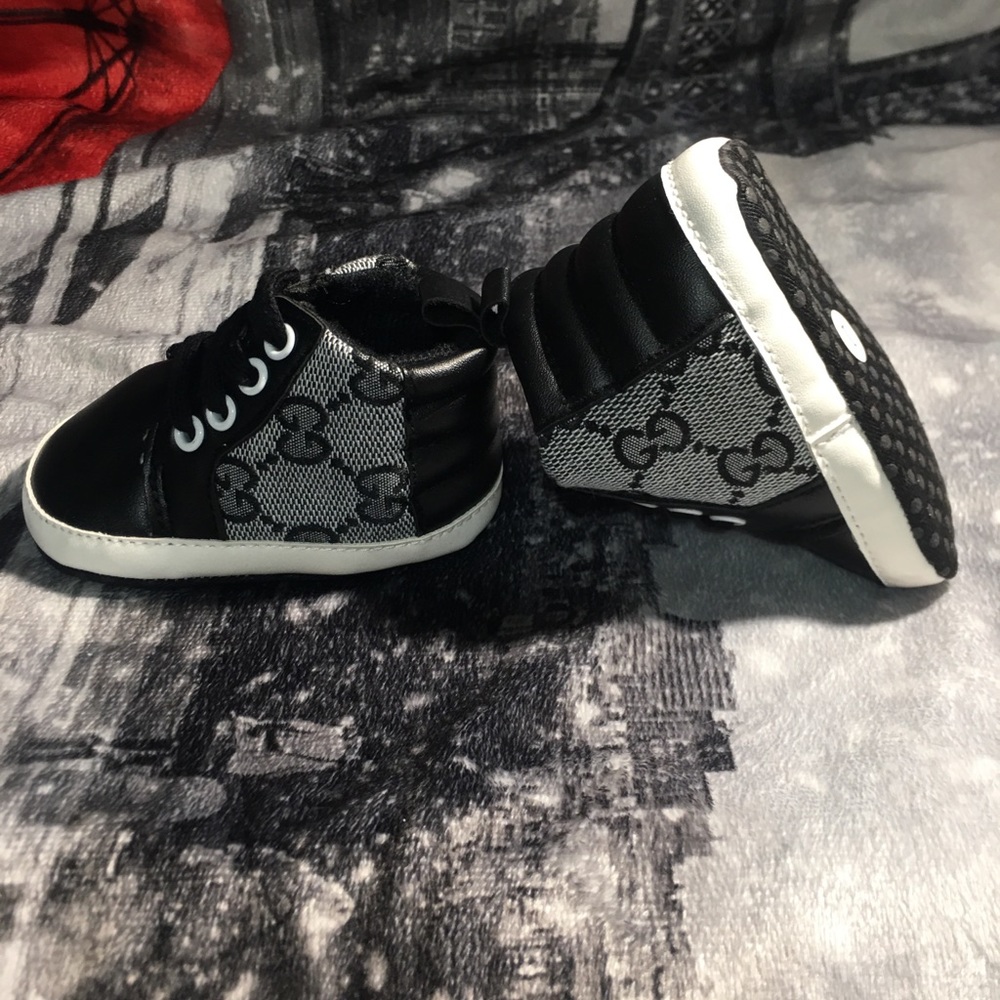 Baby shoes